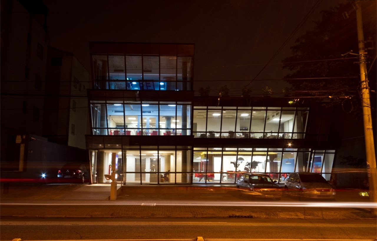 徐匯區(qū)200平公共辦公空間裝修設(shè)計-第7張圖片-上海古都建筑設(shè)計集團(tuán)