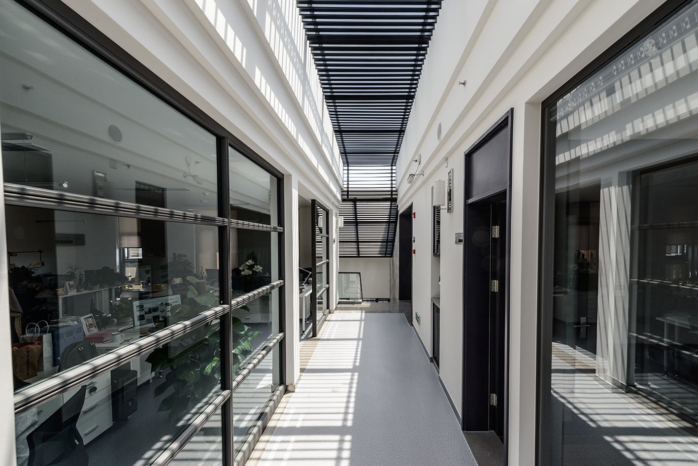 上海形態(tài)創(chuàng)意辦公室裝修設計-第4張圖片-上海古都建筑設計集團