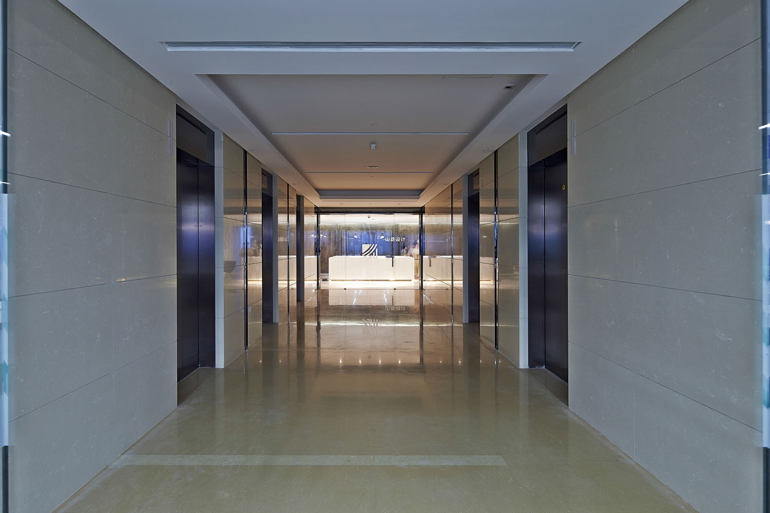 現(xiàn)代科技風辦公室裝修設計效果圖-第12張圖片-上海古都建筑設計集團