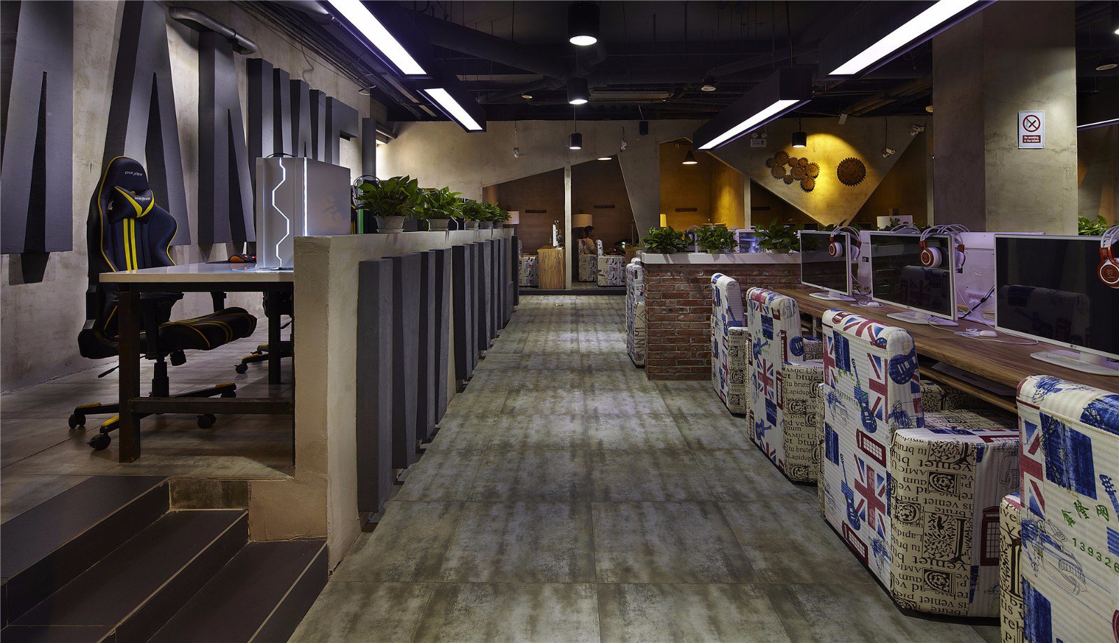 復古工業(yè)風網吧裝修設計-第4張圖片-上海古都建筑設計集團