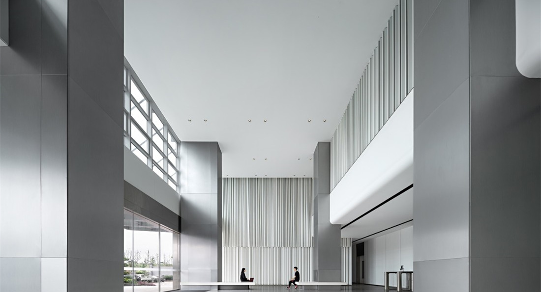 灰白簡約風(fēng)格辦公室裝修設(shè)計-第2張圖片-上海古都建筑設(shè)計集團